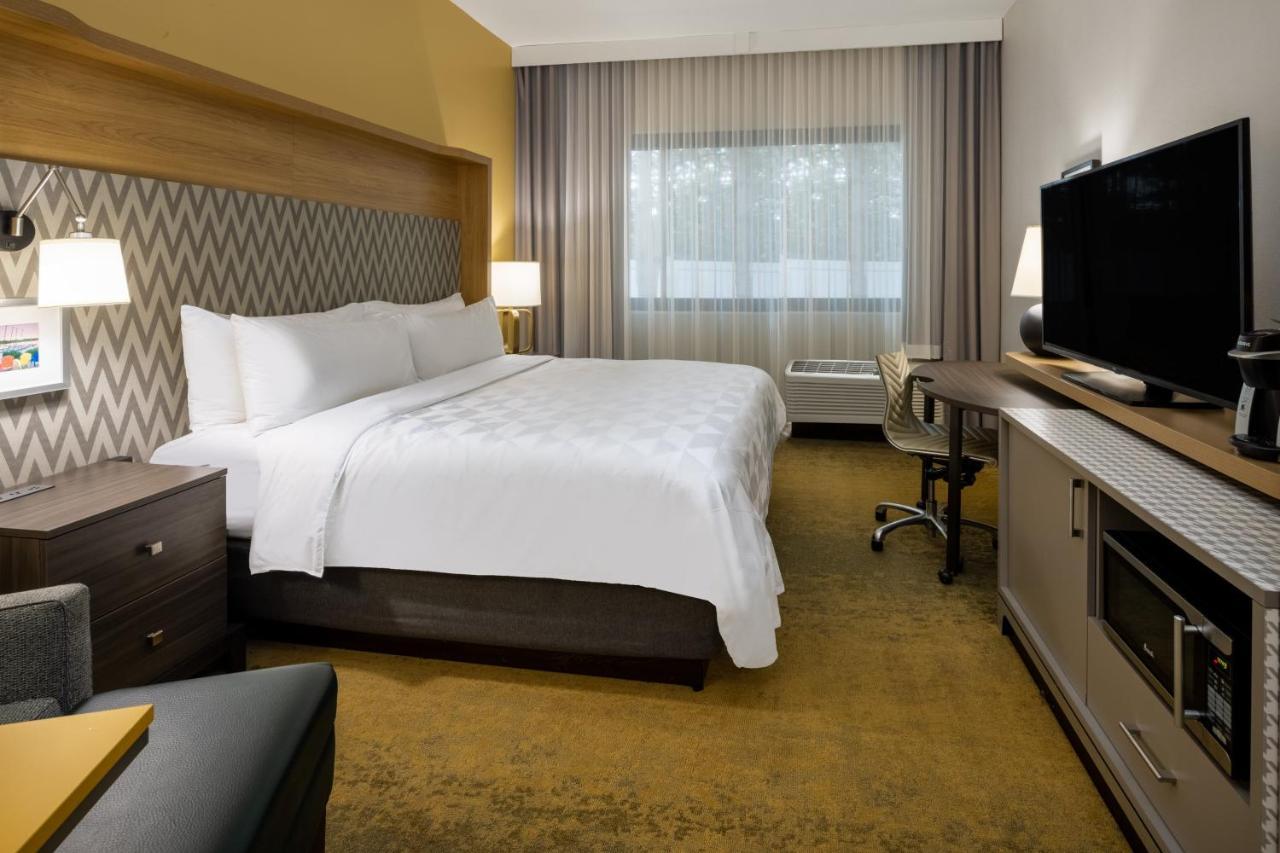 Holiday Inn - Long Island - Islip Arpt East By Ihg Holtsville Zewnętrze zdjęcie