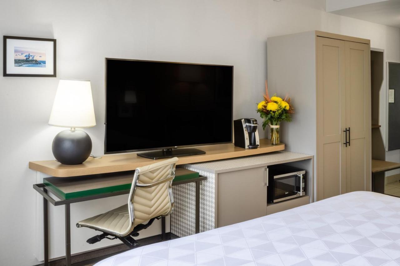 Holiday Inn - Long Island - Islip Arpt East By Ihg Holtsville Zewnętrze zdjęcie
