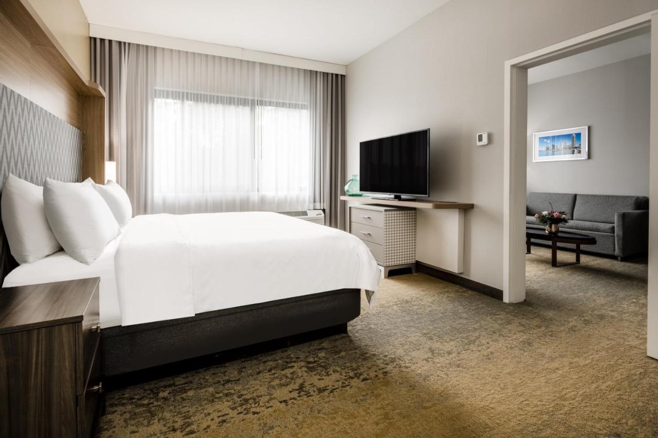 Holiday Inn - Long Island - Islip Arpt East By Ihg Holtsville Zewnętrze zdjęcie